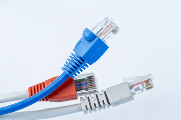 How does the maximum length of a Cat 6 cable affect performance?
