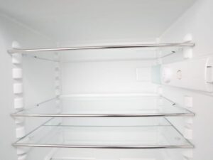 Factors that affect the amps a freezer uses