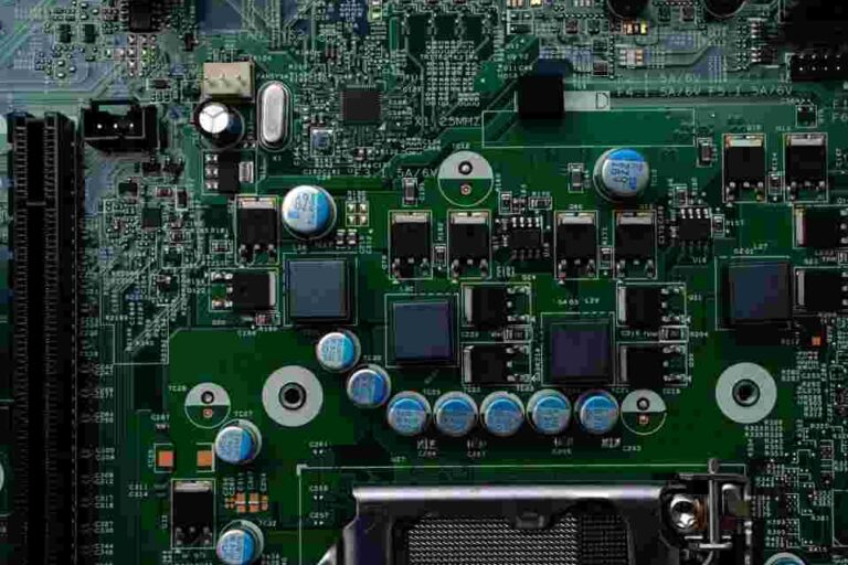 What company makes the Volta chip for AI?