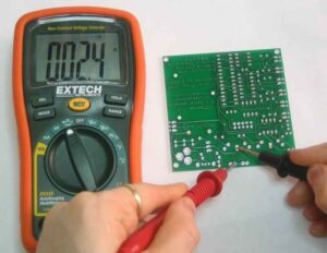 How to Find a Short Circuit With a Multimeter?